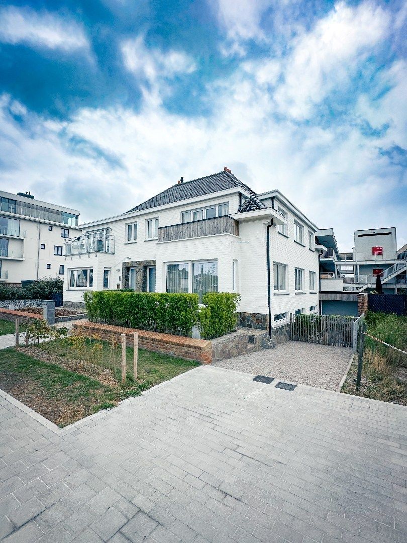 Stijlvol wonen aan zee – energiezuinige woning op topligging in Wenduine foto 2