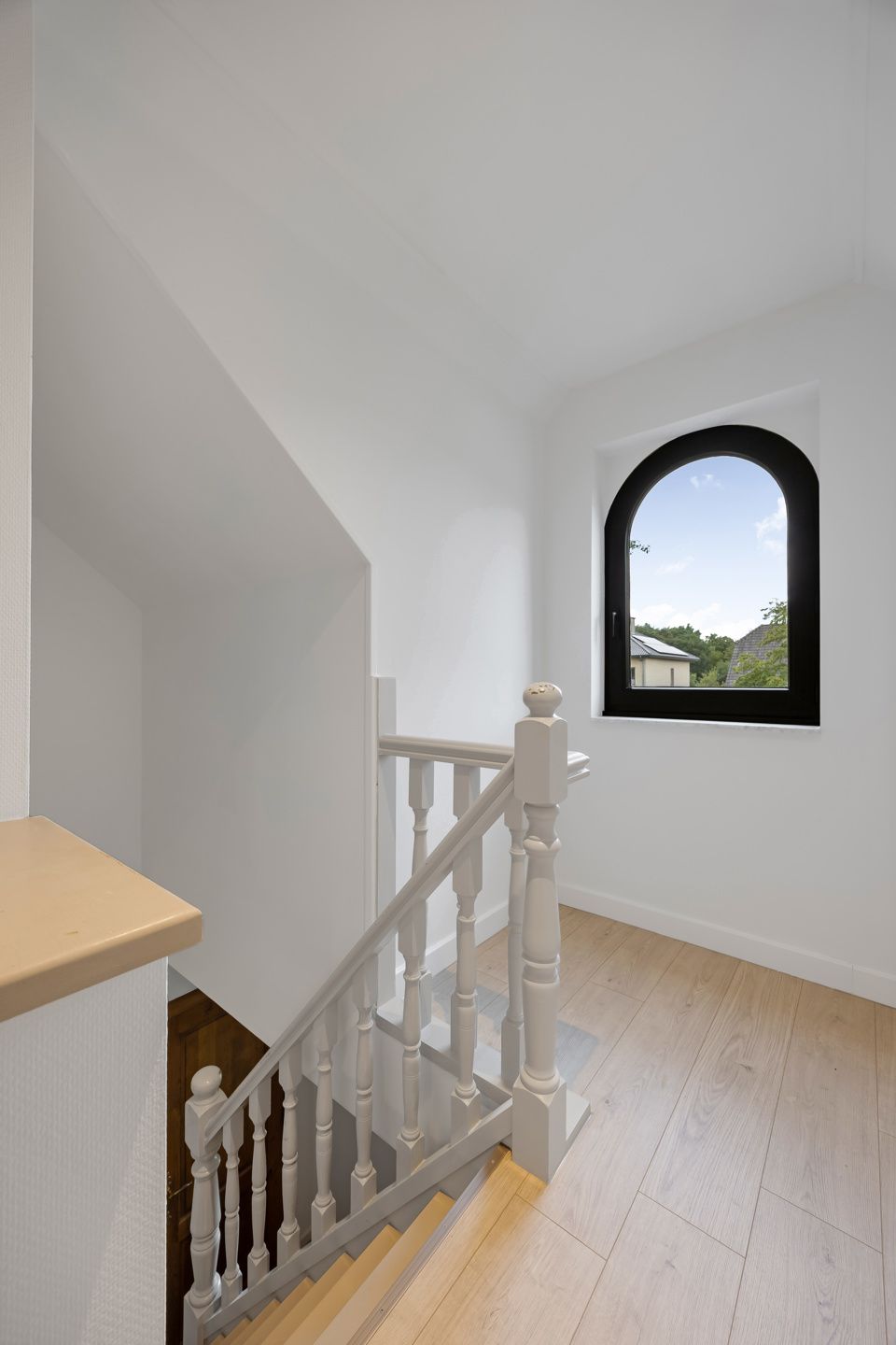 Grotendeels gerenoveerde woning met veel mogelijkheden foto 8