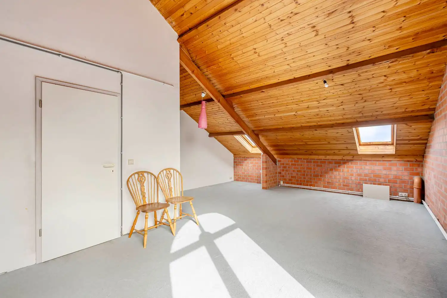 Goed gelegen en lichtrijke halfopen bebouwing met 3/4 ruime slaapkamers, een bureau en een tuin te Heverlee! foto 21