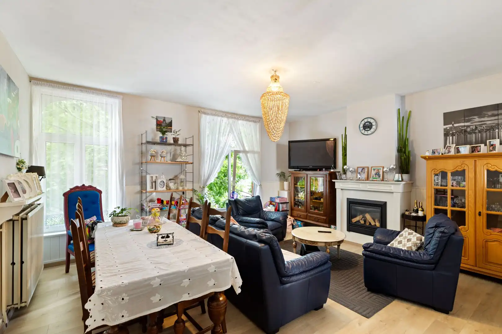 Interessante opbrengsteigendom met handelsgelijkvloers en duplexappartement in hartje Izegem foto 8