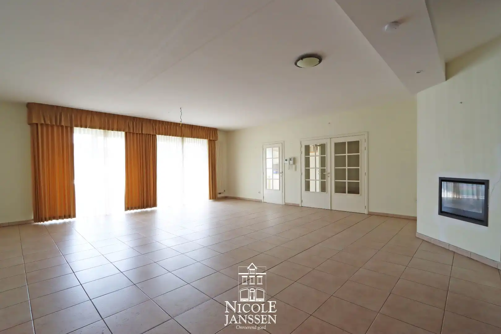 Ruim ingedeeld appartement foto 5