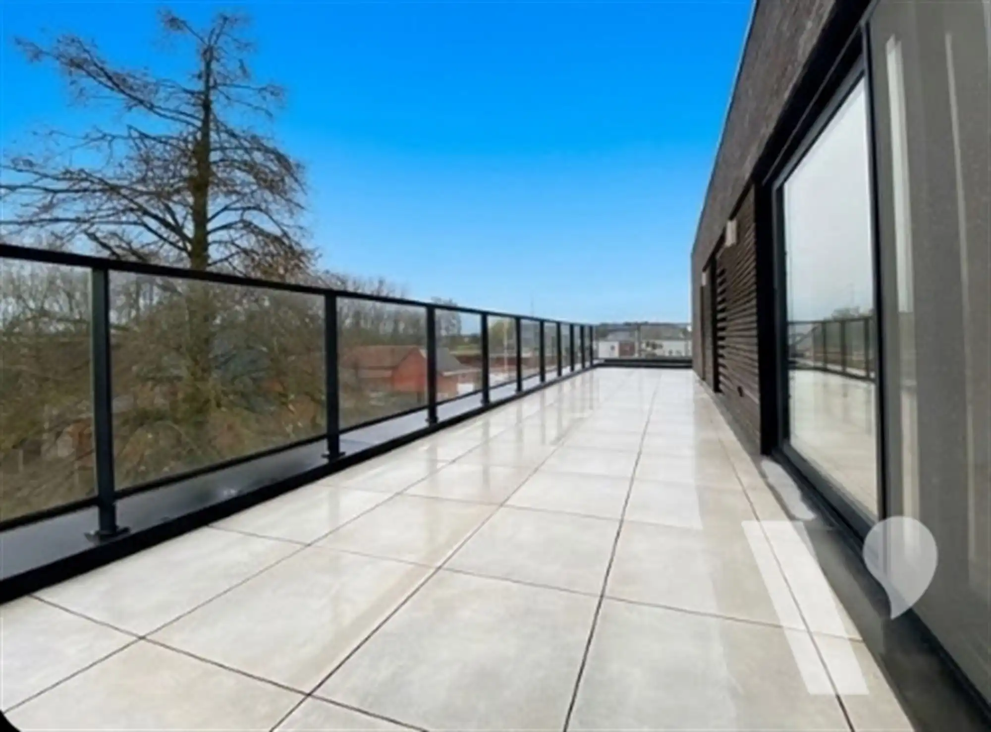 Prachtig moderne penthouse met 2 terrassen foto 2