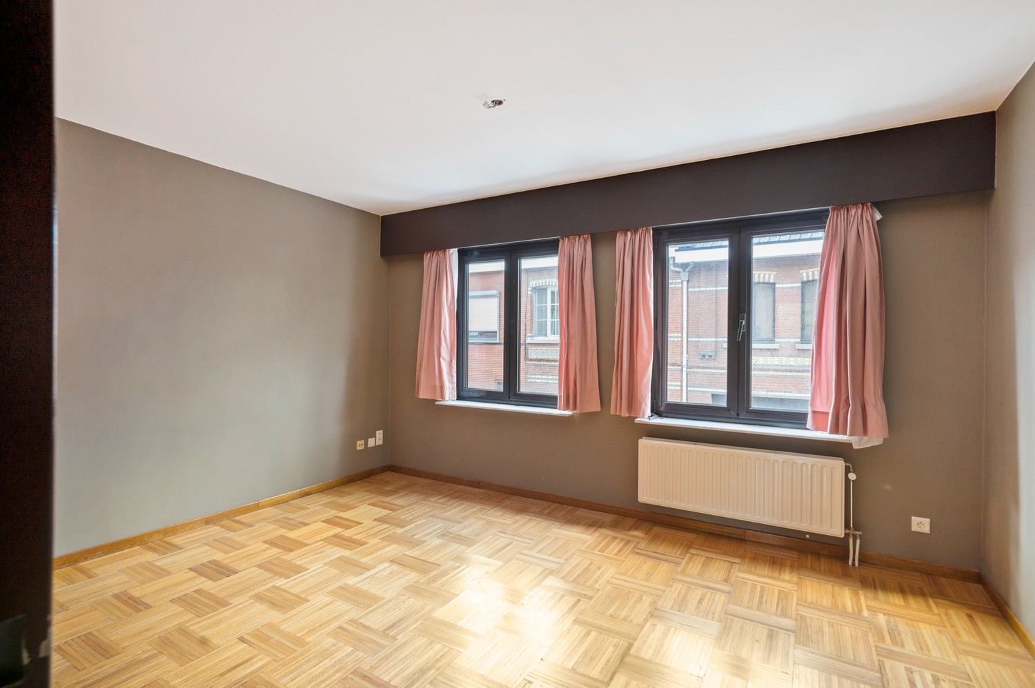 Leuke woning met 2 slaapkamers te koop te Hoboken! foto 12