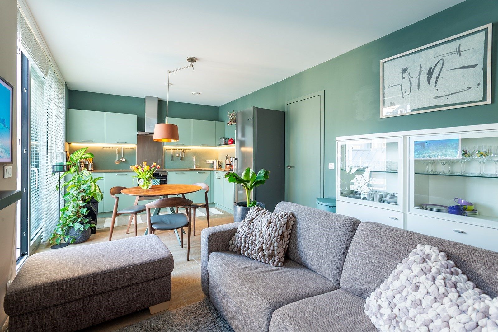 Gemeubeld luxe nieuwbouwappartement gelegen in het hartje van Antwerpen.  foto 14