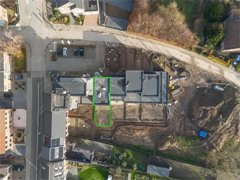 RUIME NIEUWBOUWWONING, GEKENMERKT DOOR EEN STRAKKE ARCHITECTUUR (WONING 4) foto 3