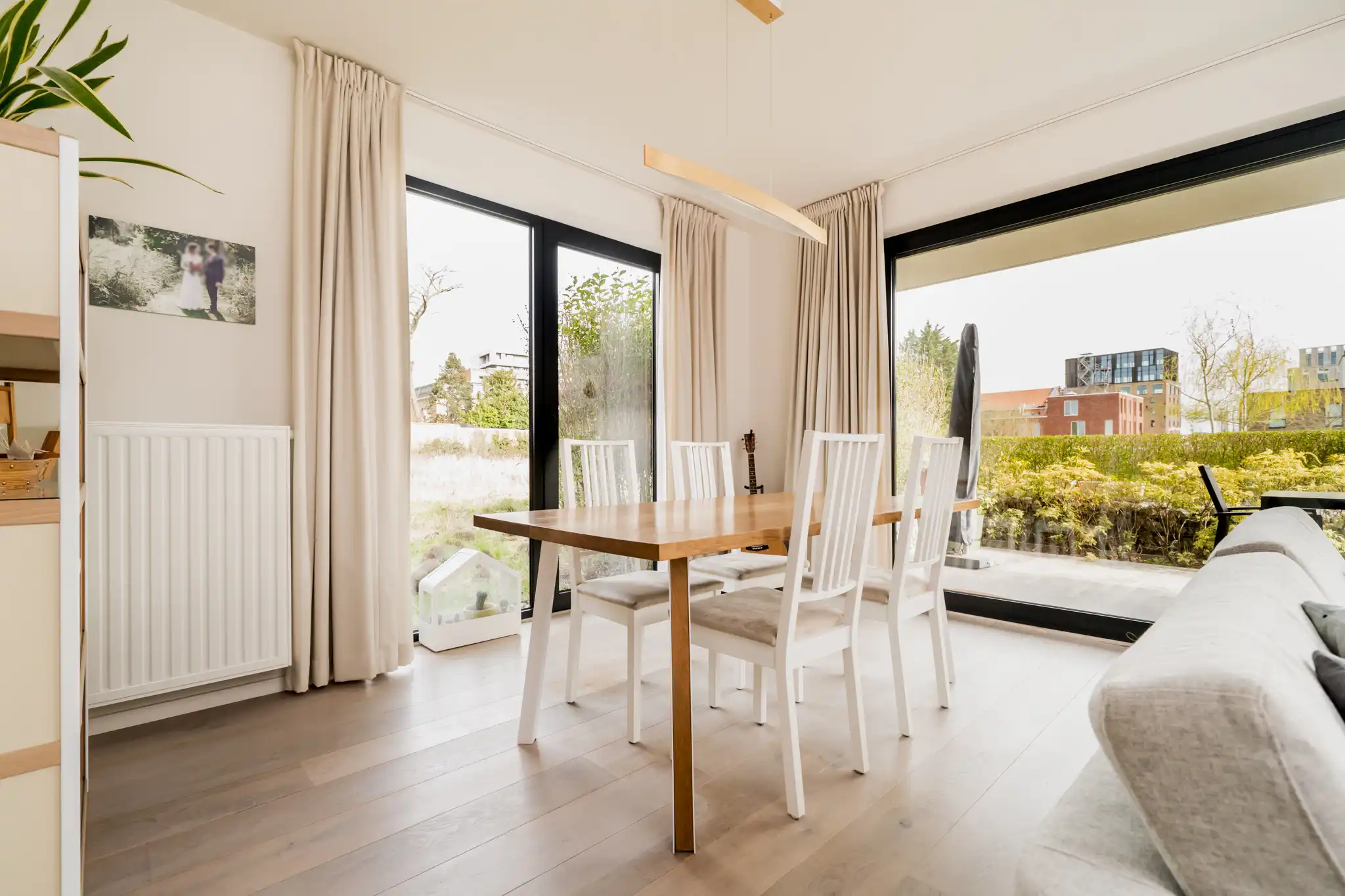 Stijlvol gelijkvloers appartement met 3 slaapkamers en ruim terras in groene, autoluwe woonomgeving foto 13