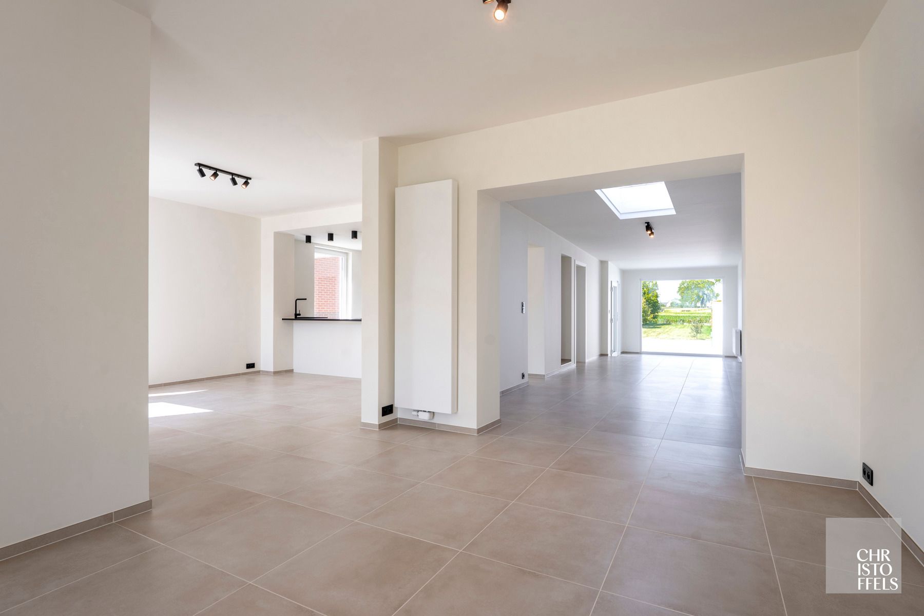 Gerenoveerde gezinswoning met tuin, op 5 min van Maastricht! foto 4