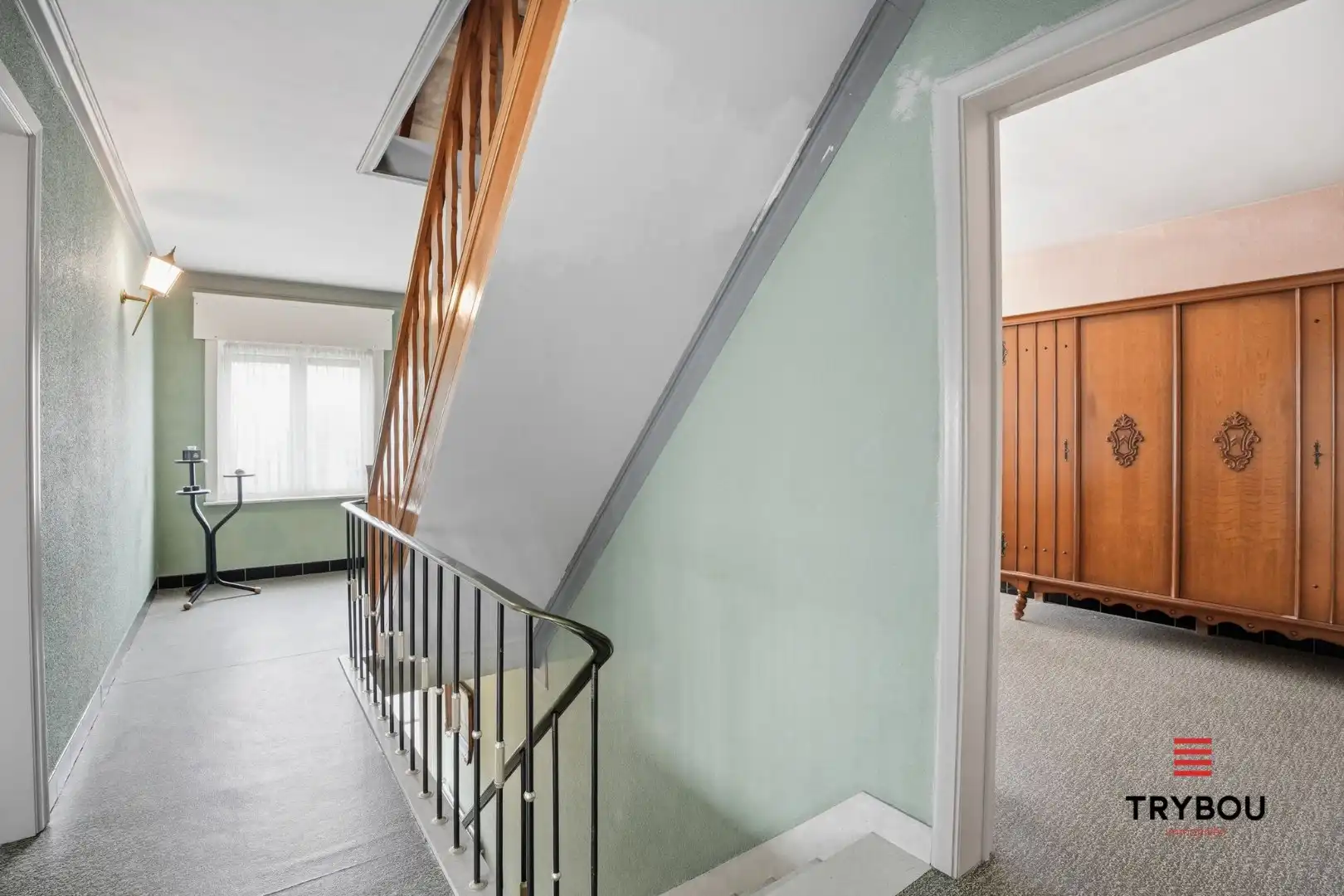 Woning met ruimte en veel mogelijkheden te koop in Zarren! foto 8