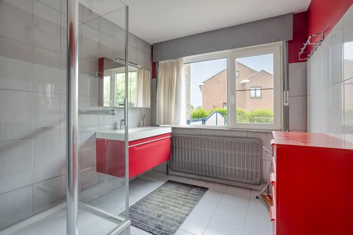 Op te frissen woning met twee slaapkamers op rustige locatie foto 7