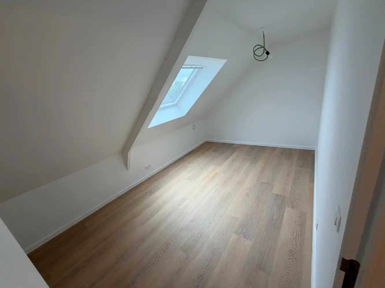 4 slaapkamer nieuwbouw woning te huur foto 20