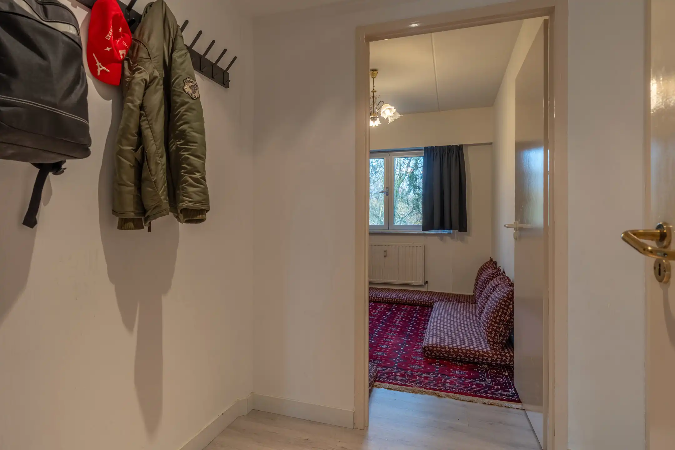 Ruim 3 slaapkamerappartement met terras te Turnhout. foto 9