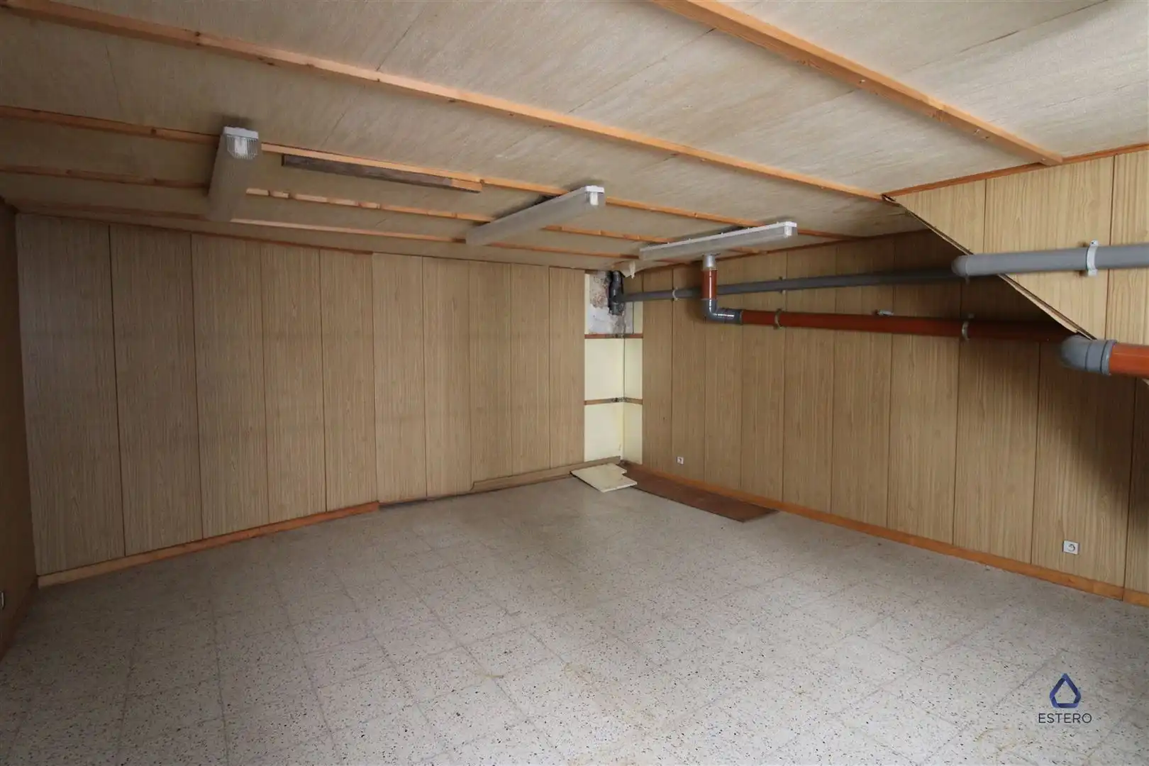 Handelspand + appartement vlakbij de markt van Sint-Niklaas foto 6