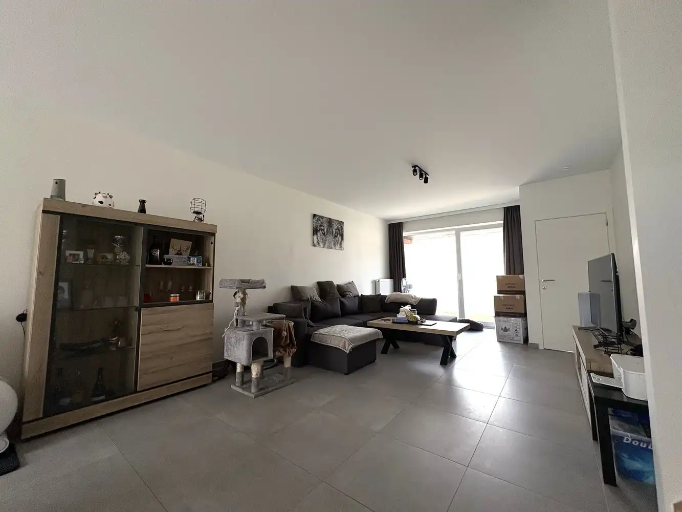 Lichtrijke nieuwbouwwoning in het centrum van Torhout foto 3