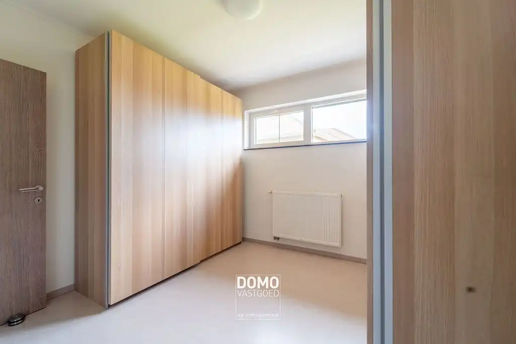 RUIME WONING VAN BOUWJAAR 2008 MET EPC LABEL B, 3 SLAAPKAMERS EN EEN HANGAR TE DIEPENBEEK foto 14