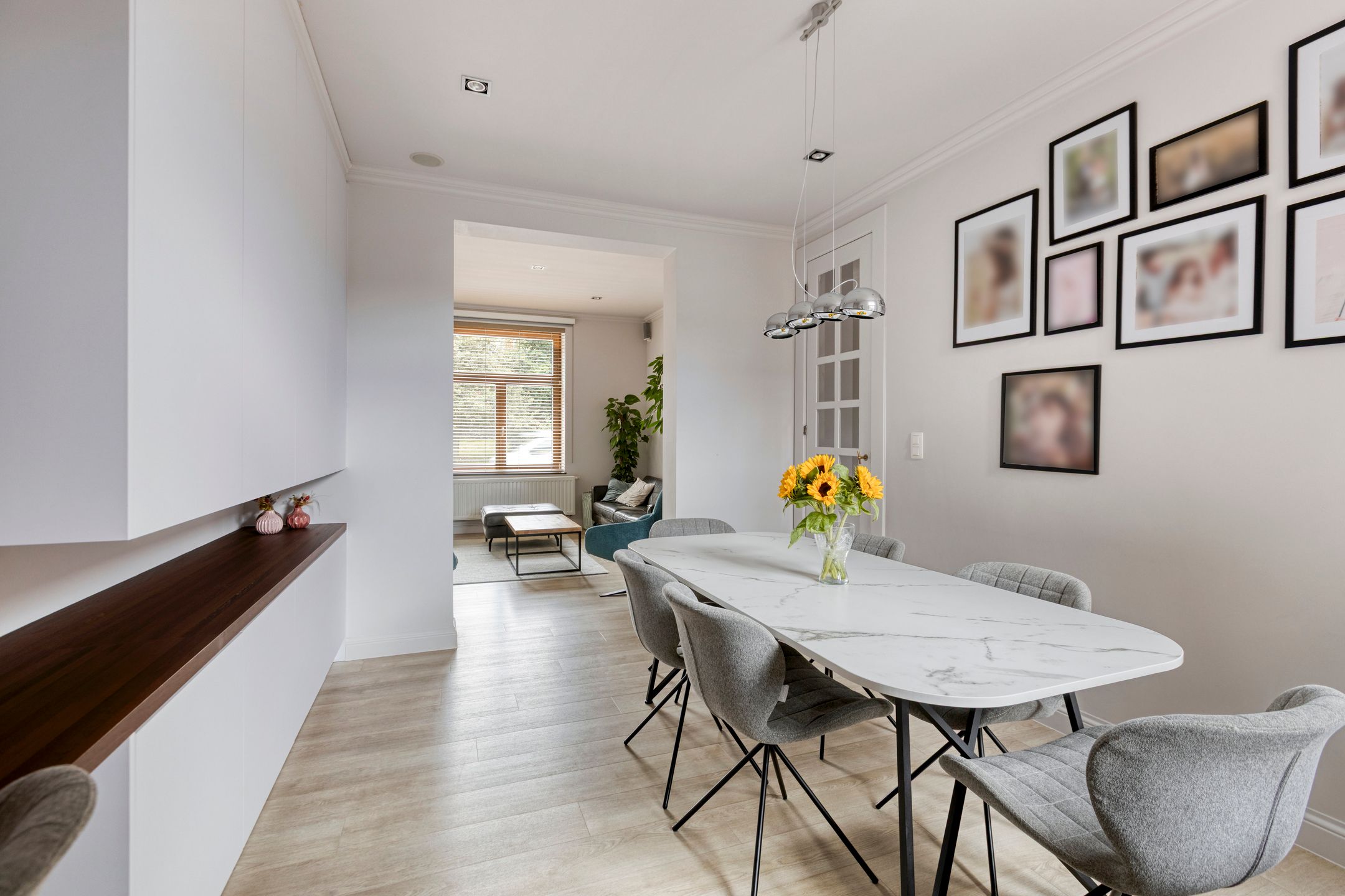 Gerenoveerde herenwoning met garage foto 8