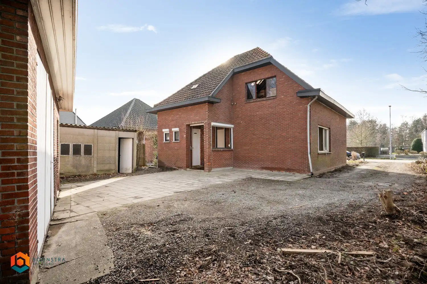 Verbouwproject met landelijk uitzicht op een perceel van 1.200m² foto 17