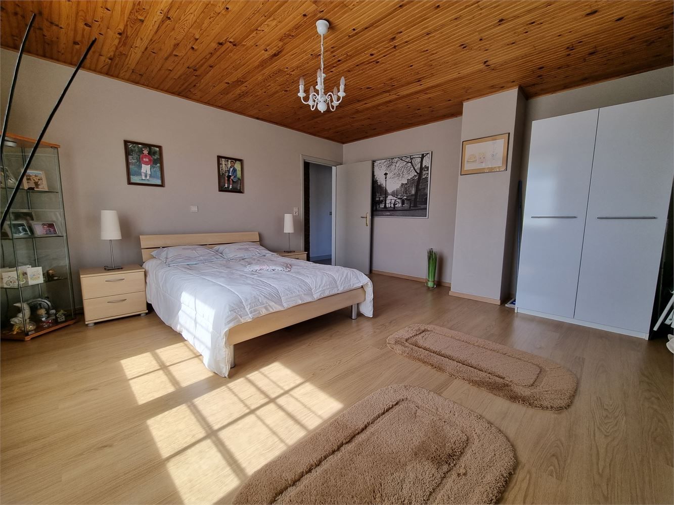 Ruime, residentieel gelegen woning met werkplaats op 15a foto 27