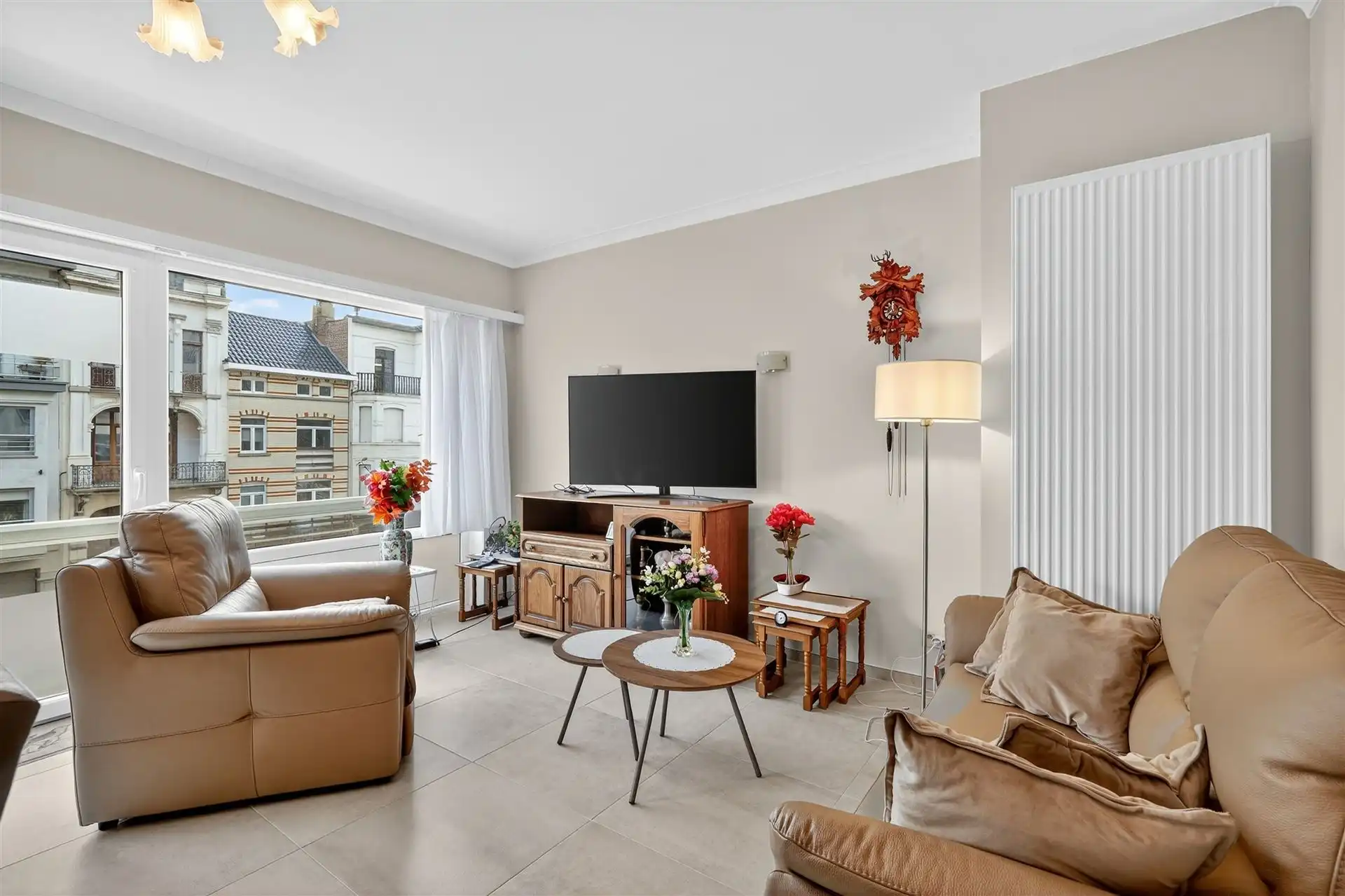 GERENOVEERD / RUGZIJDE ZEEDIJK foto 2