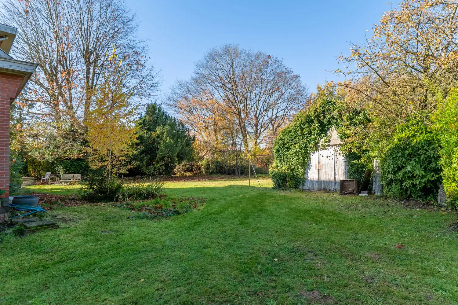 Te renoveren villa met 5 slpkrs op een perceel van 3908 m² te Meise foto 24