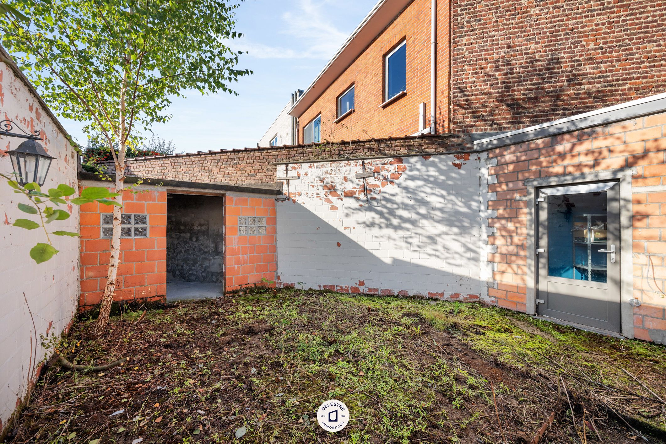 GERENOVEERD COMMERCIEEL PAND MET WOONST TOPLOCATIE foto 30