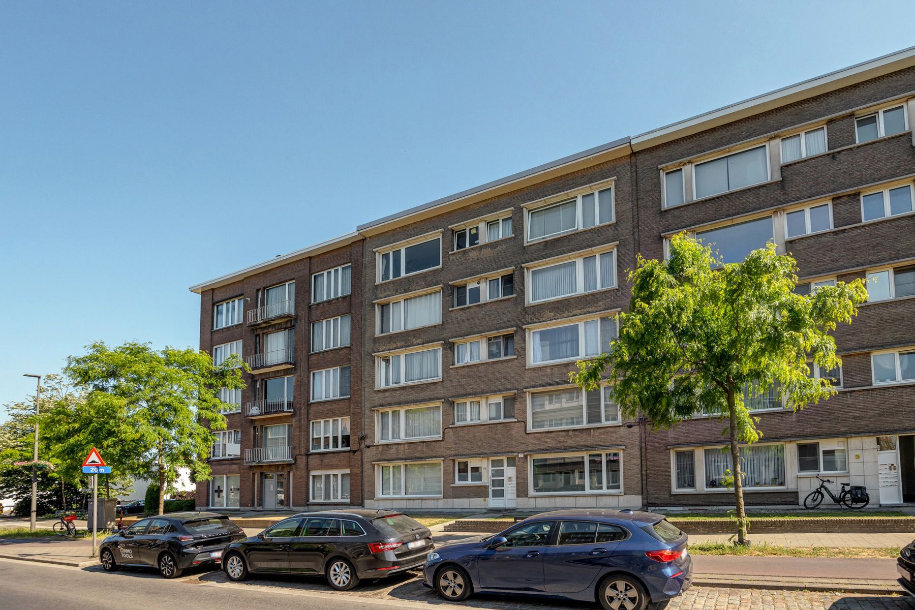Modern appartement met mooie tuin foto 7