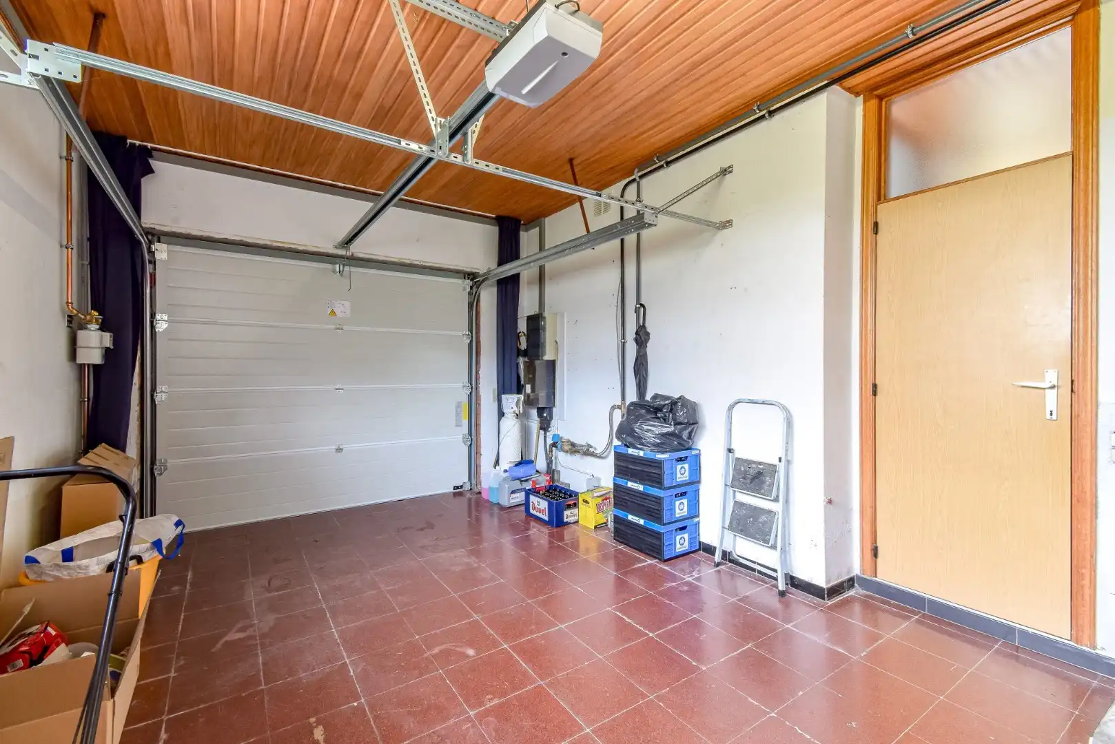 Ruime gezinswoning met grote tuin en 4 slaapkamers in  rustige woonwijk te Gistel foto 19