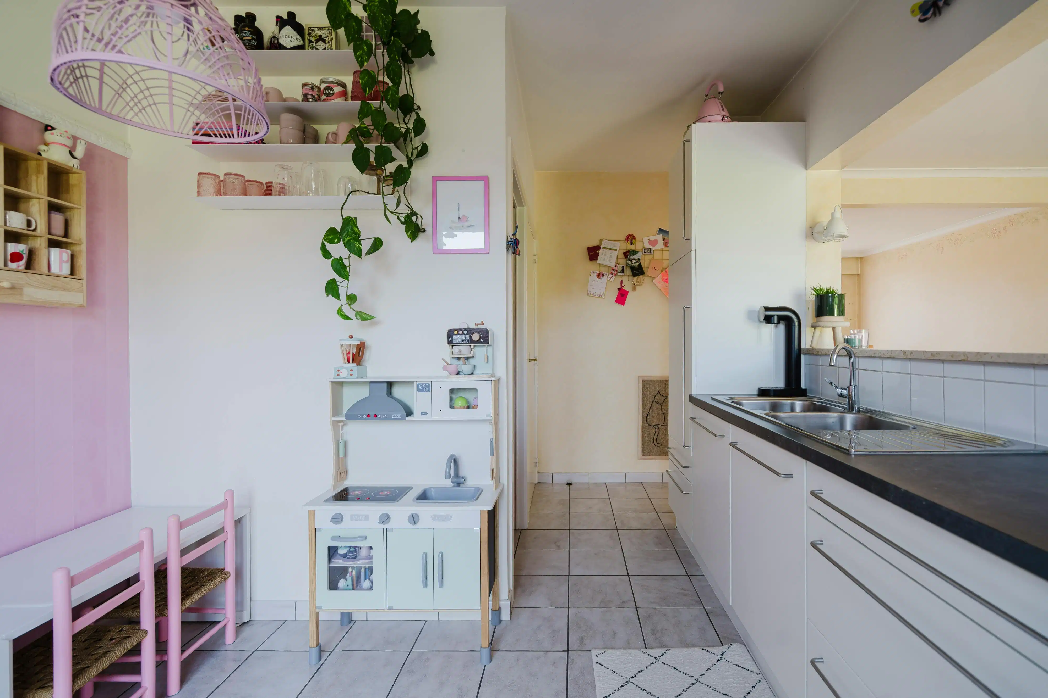 Lichtrijke woning met tuin en garage te koop in Bissegem! foto 5