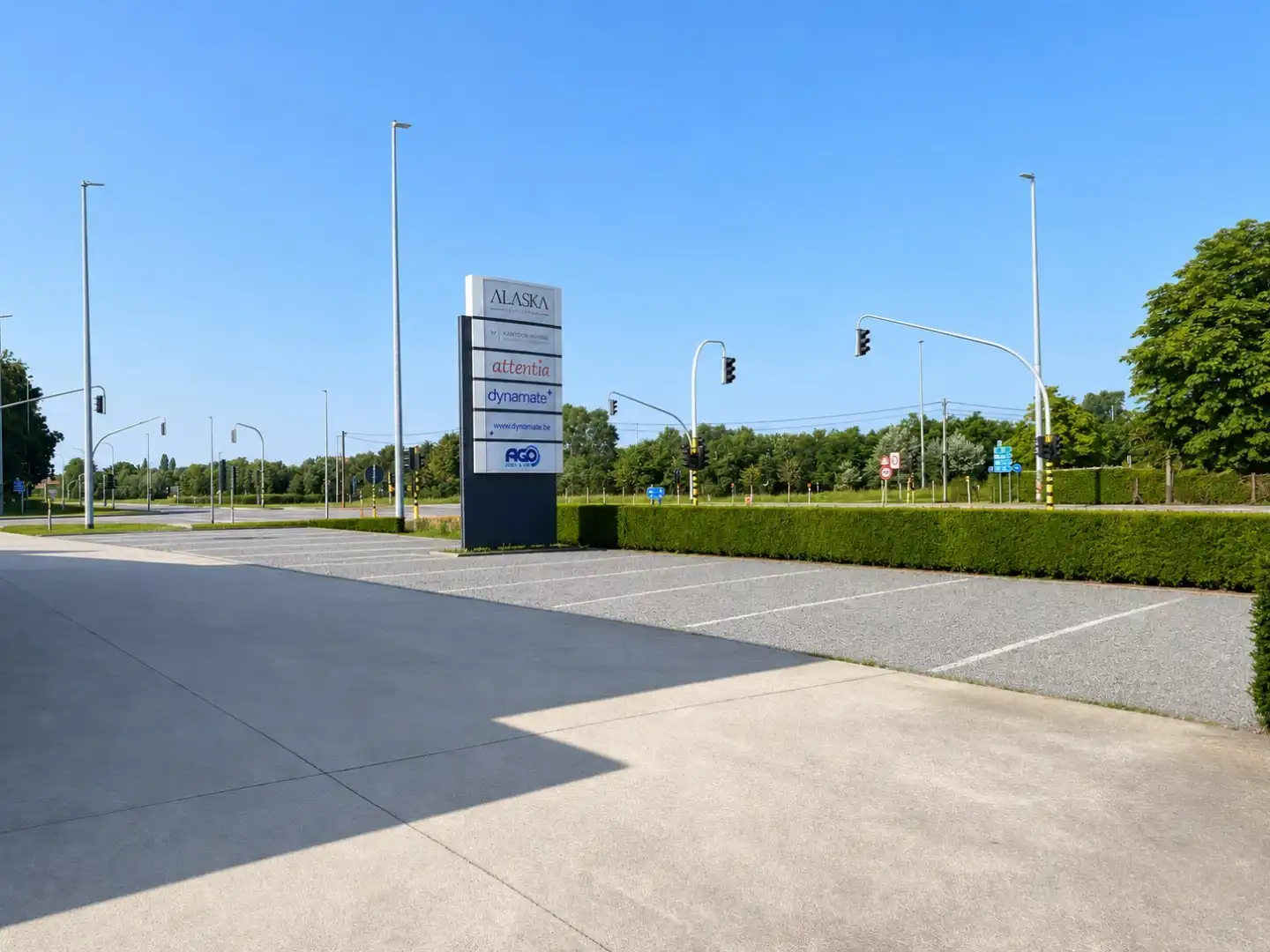INSTAPKLARE KANTOORRUIMTE OP HET GELIJKVLOERS (180m²) OP TOPLOCATIE foto 6