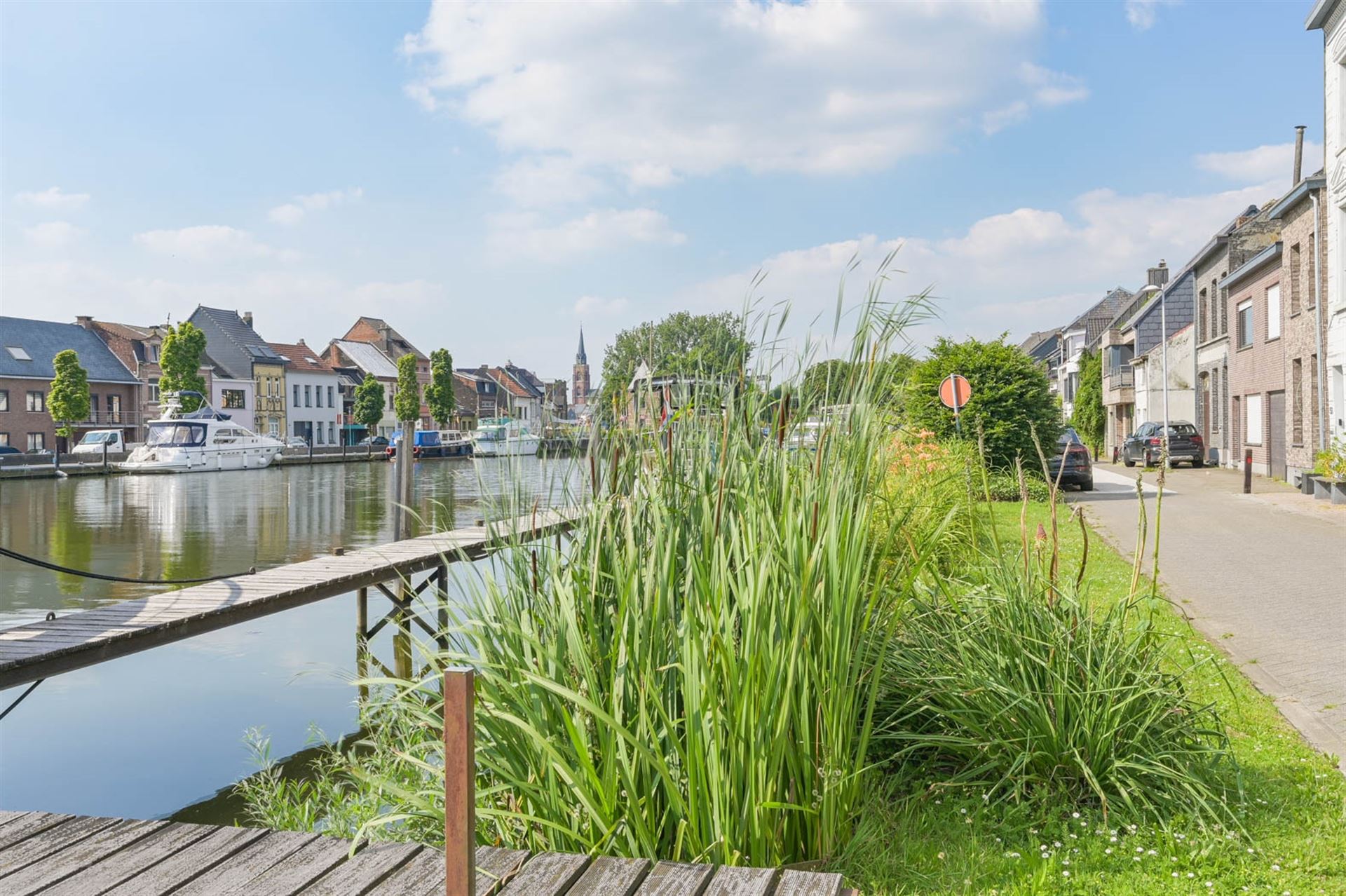 Prachtig gelegen renovatieproject aan de vaart in Klein-Willebroek foto 2