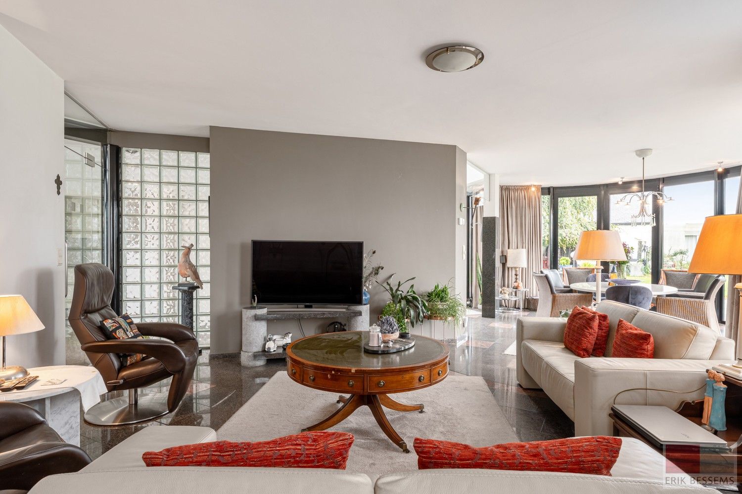 Ruime luxueuze villa met een bewoonbare opp van ca. 259m² en een perceel van 3900m². foto 8