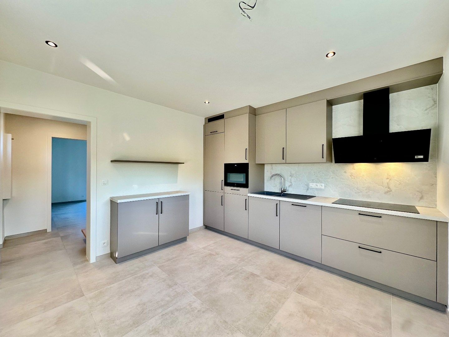 Te huur: prachtig gerenoveerde woning in Teuven (Voeren) foto 3