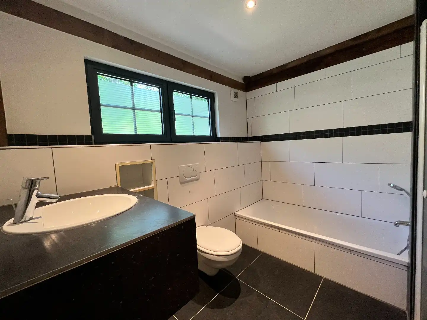 Charmante woning met 3 slaapkamers in groene omgeving foto 10