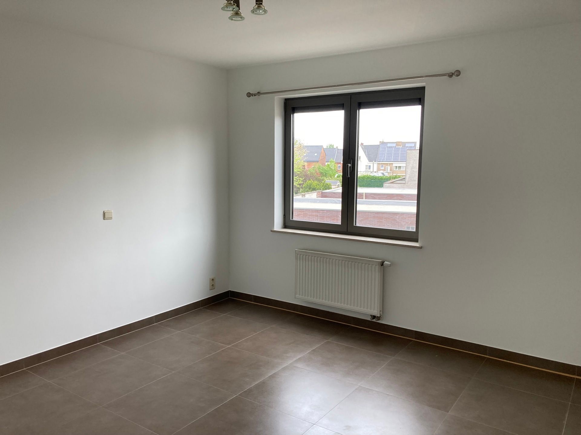 HERZELE - Recent appartement op centrale ligging foto 6
