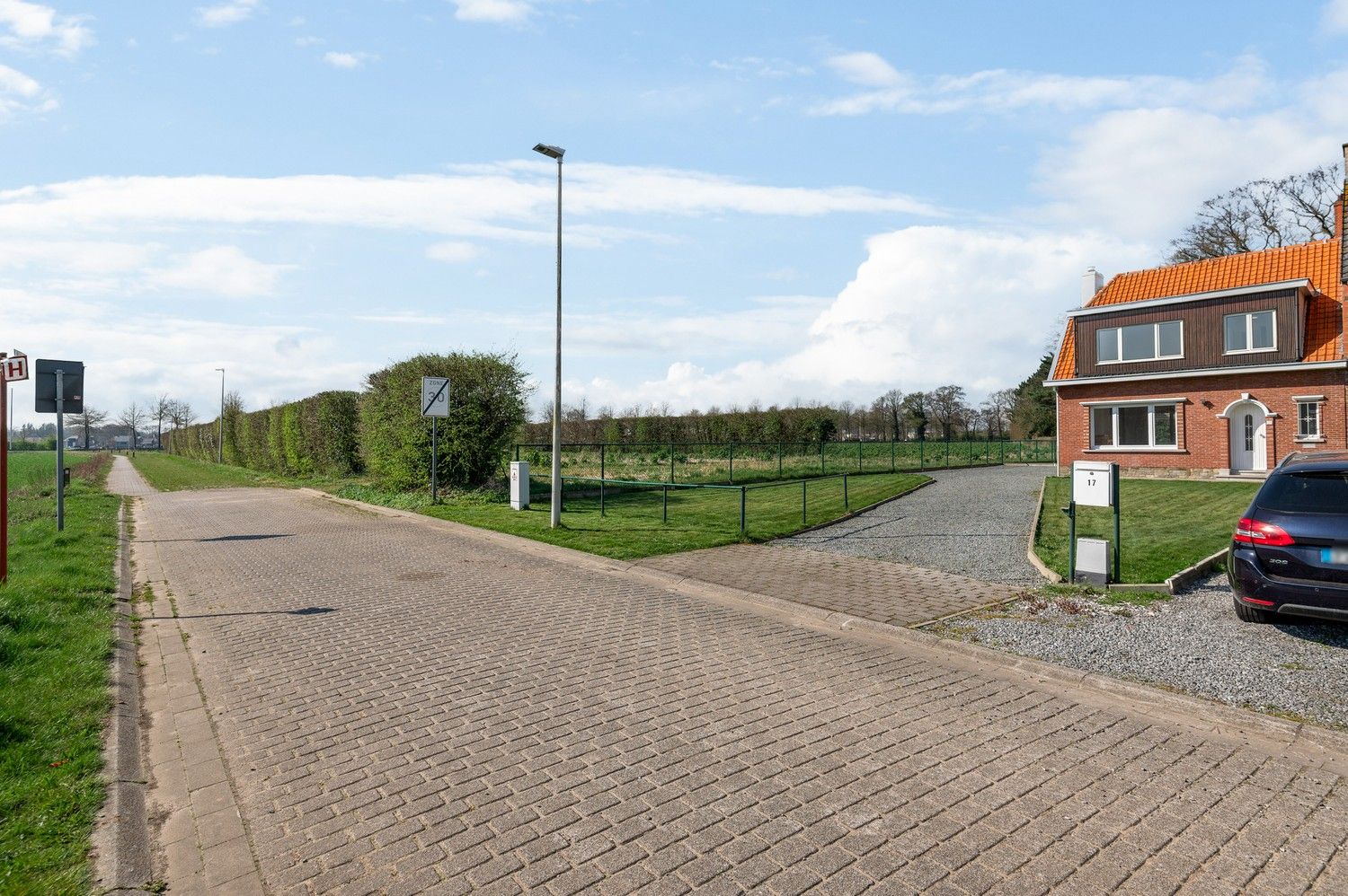 Landelijke halfopen bebouwing met grote tuin en 2 slaapkamers in Wijnegem! foto 19