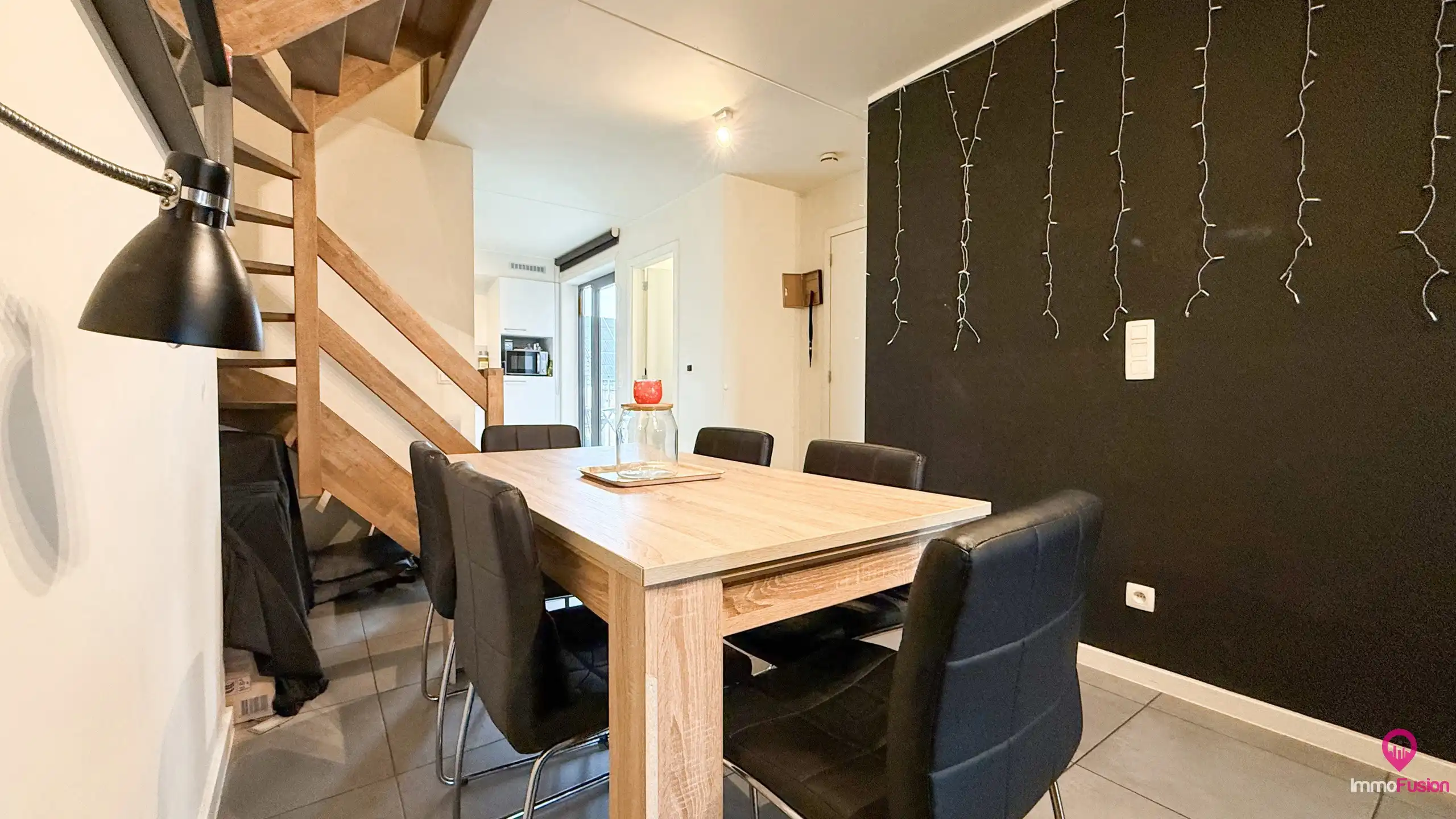 Gezellig 2‑slpk app met ondergrondse parkeerplaats & berging foto 3