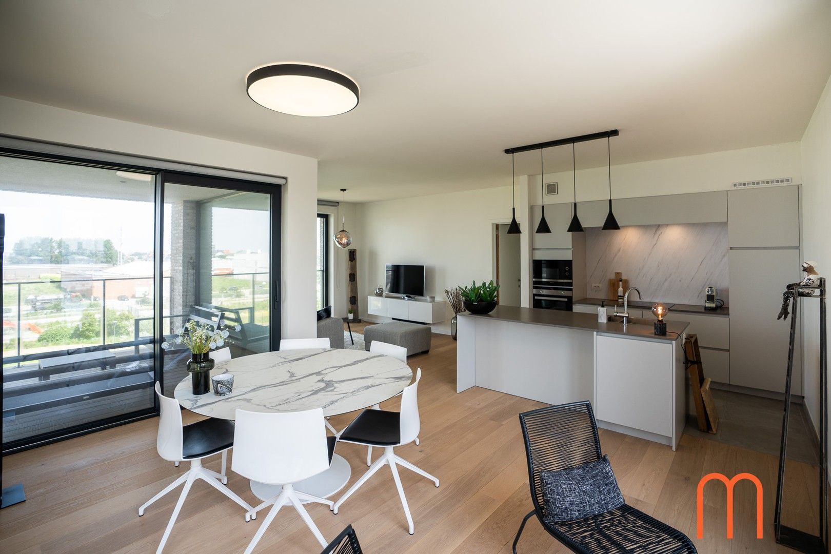 Prachtig appartement met 2 slaapkamers en ruime terrassen aan Oosteroever in Oostende. foto 6