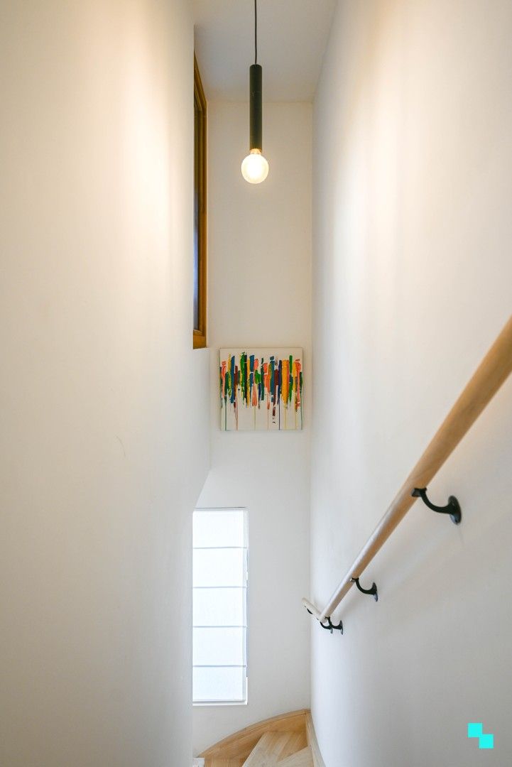 Centraal gelegen, uniek appartement in karaktervol herenhuis foto 16
