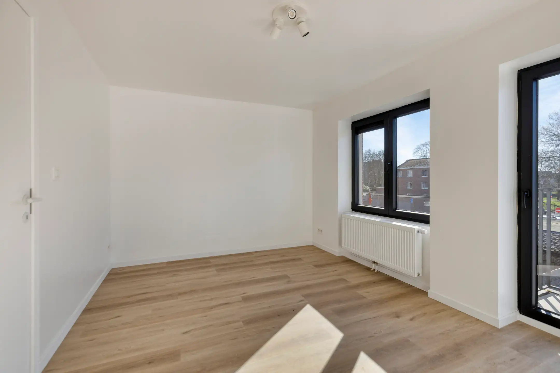 Woning met 4 slaapkamers, 2 badkamers en 2 autostaanplaatsen foto 19