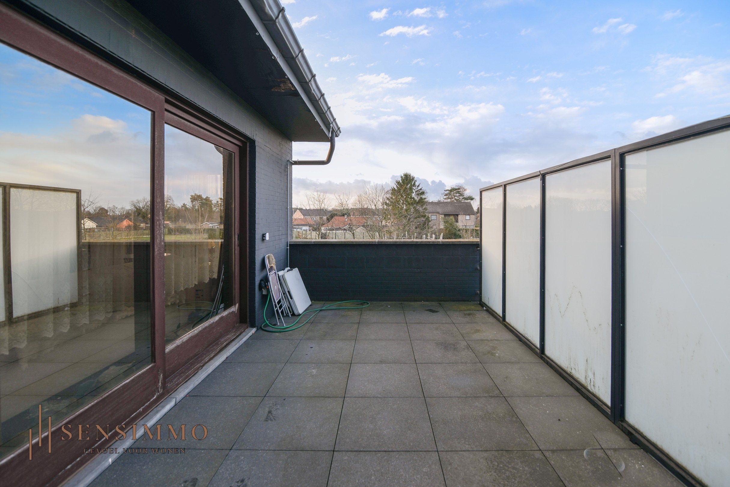 Opbrengsteigendom: Building met 8 appartementen en 2 handelspanden foto 15