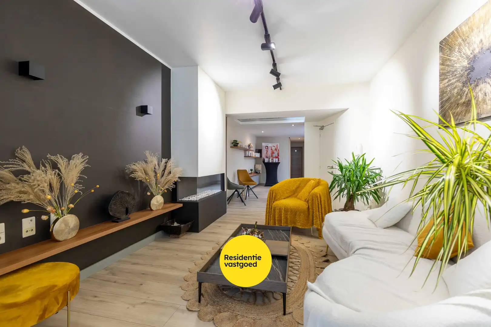 Uniek gerenoveerd pand met 3 entiteiten in hartje Nieuwpoort. foto 3