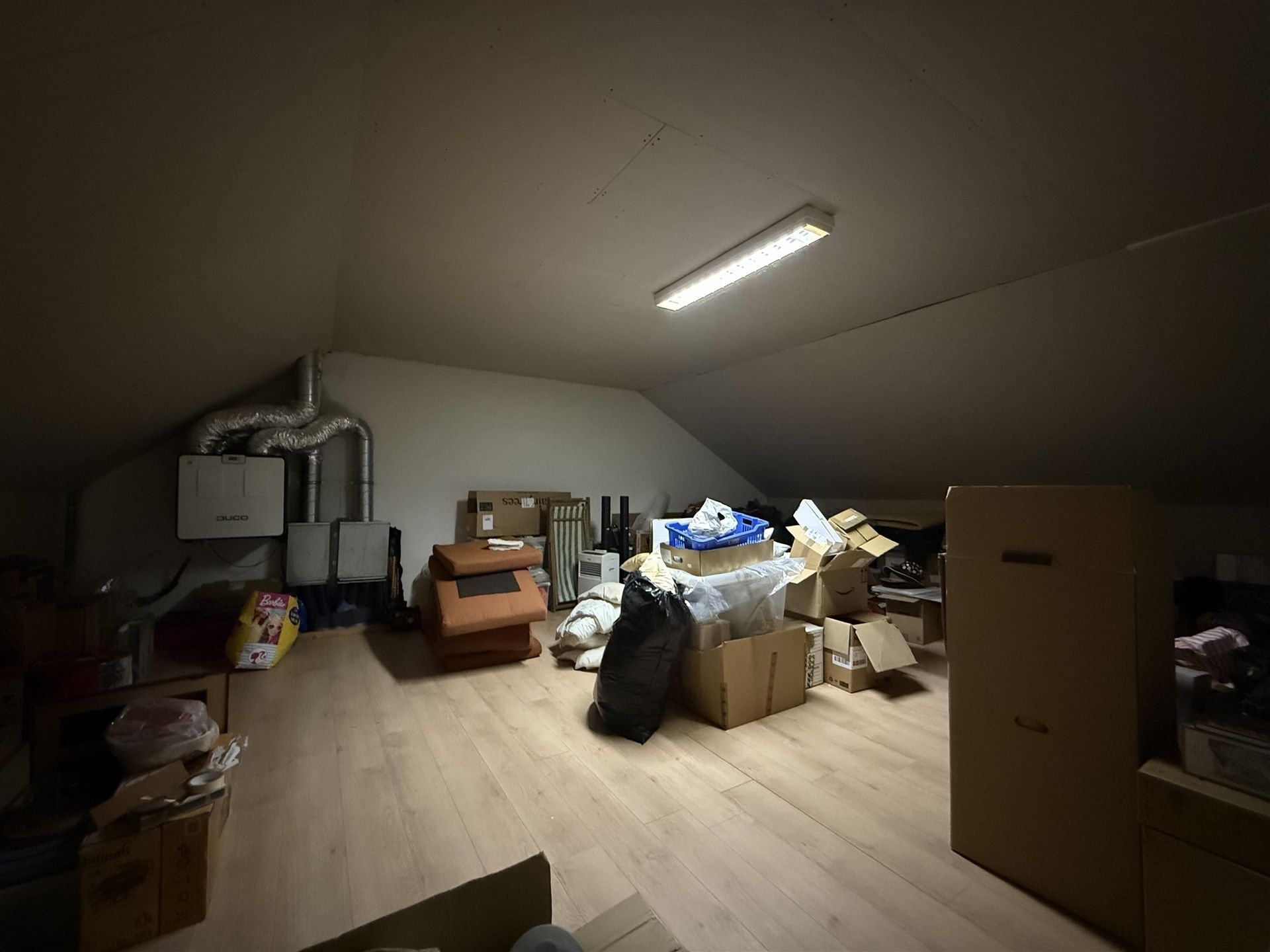 Ruime woning in rustige buurt te Merchtem  foto 18