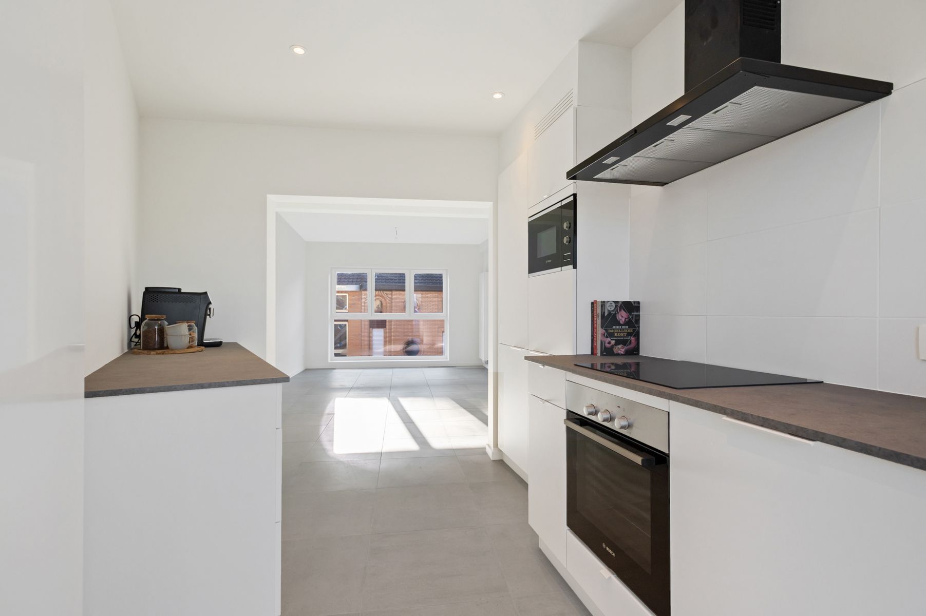 Gerenoveerd appartement te Merchtem! foto 5