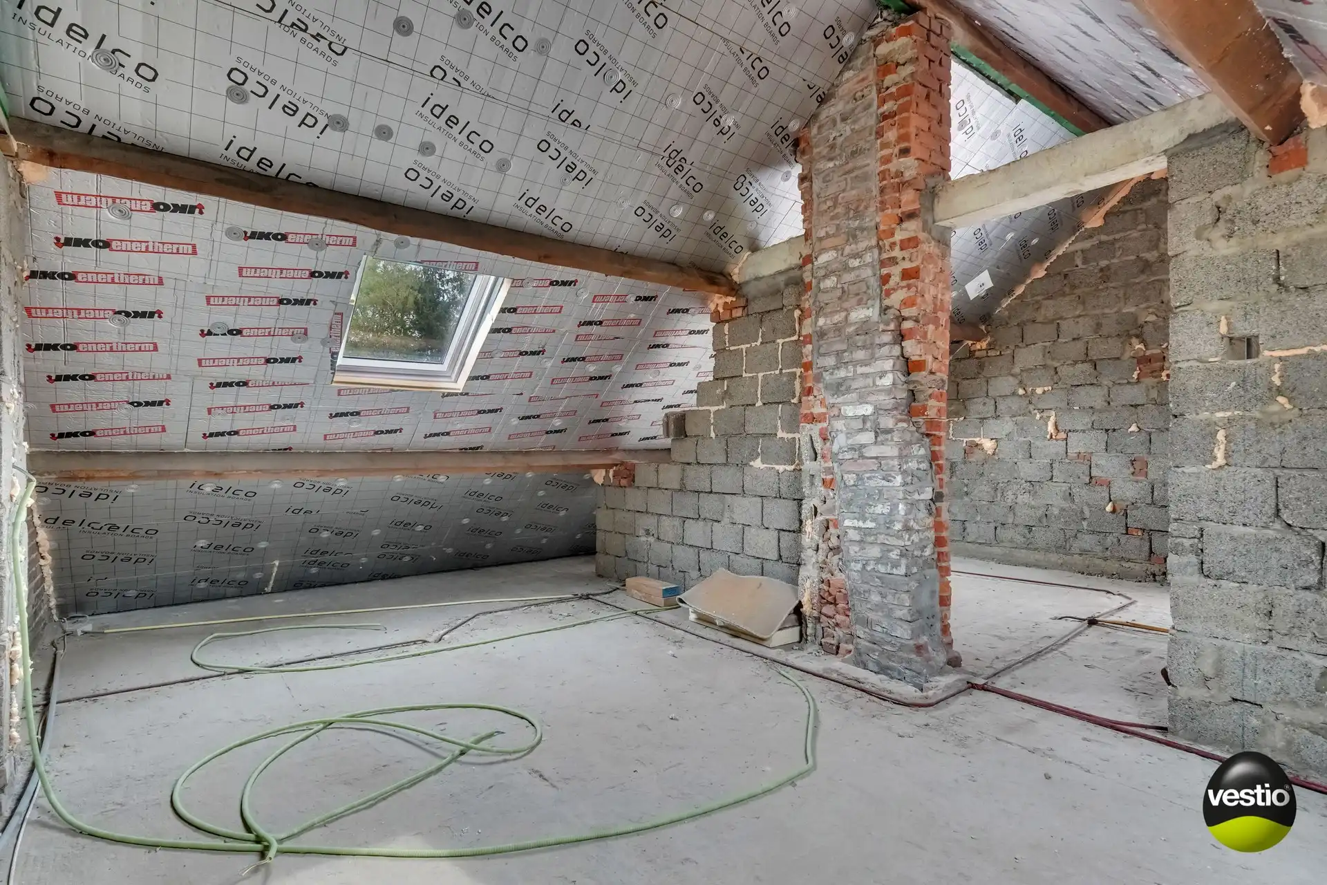 DEELS GERENOVEERDE WONING MET TOPLIGGING OP DE BRET foto 36