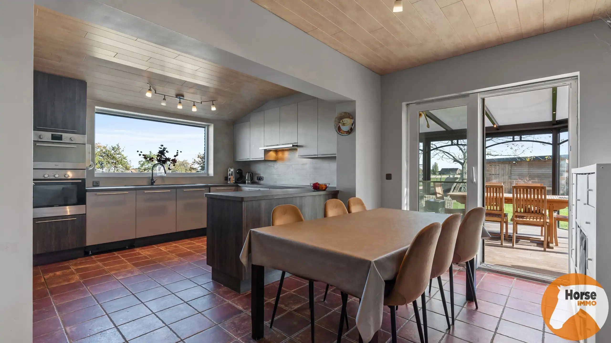 PUTTE - Landelijk wonen met extra verhuurwoning foto 10