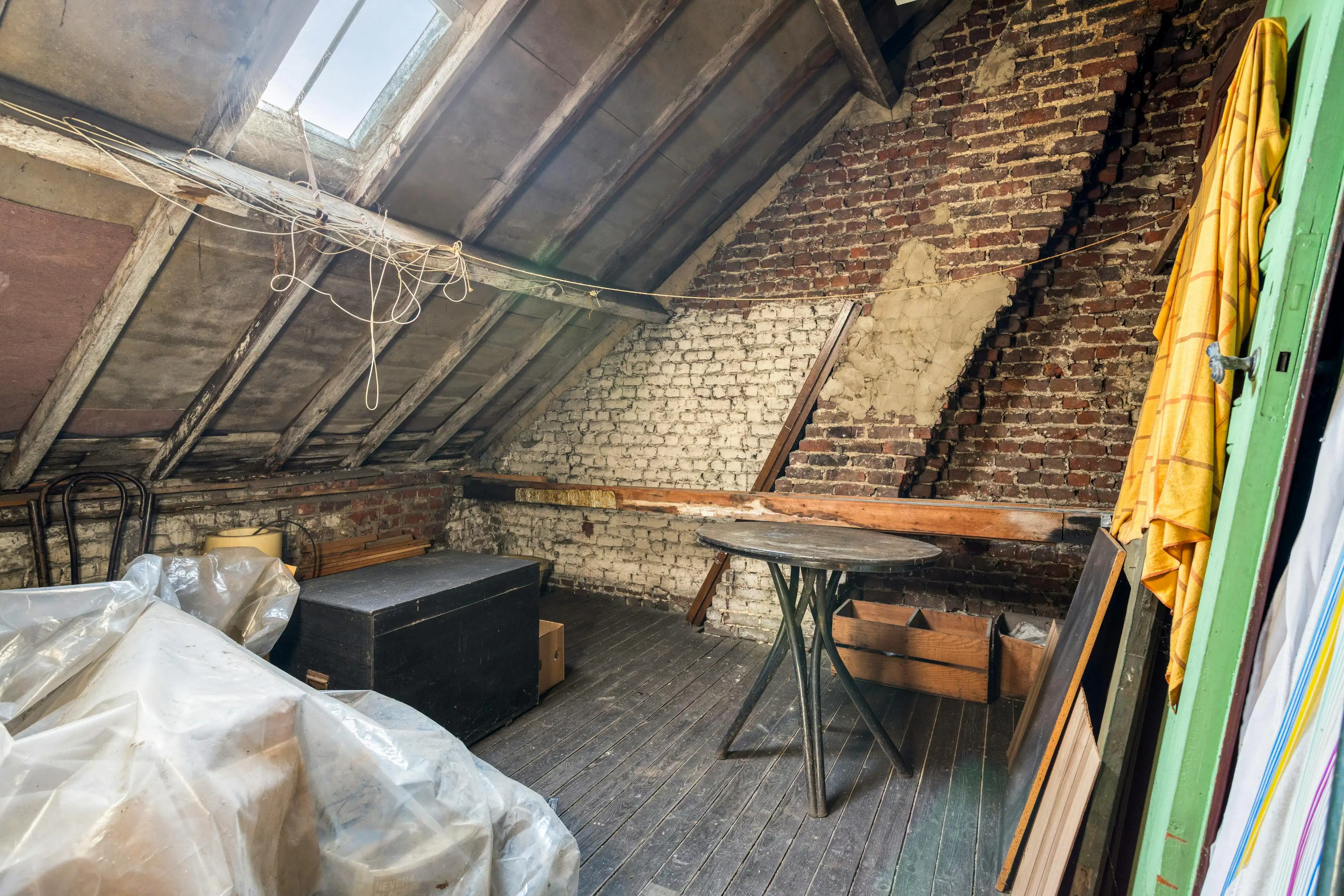 Te renoveren woning in de Vredestraat 20 te Izegem  foto 13