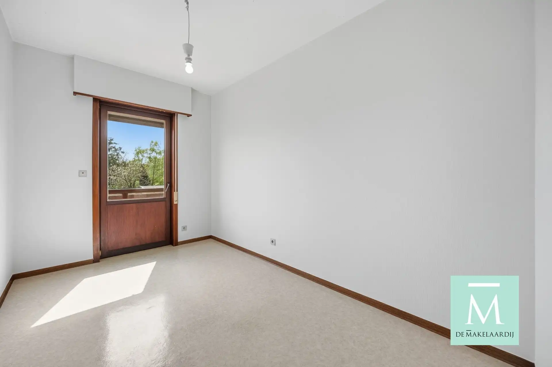 Instapklaar appartement met 3 slaapkamers, terras en garagebox! foto 7