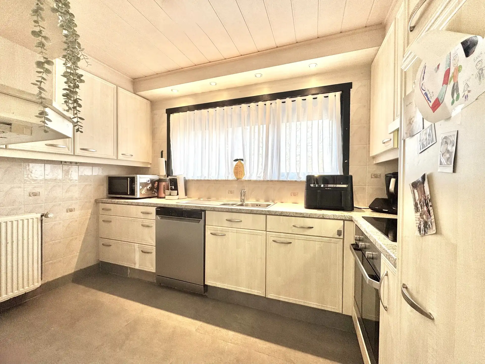 GERENOVEERDE GELIJKVLOERSE WONING | 3 KAMERS | GARAGE | 274 M² foto 11