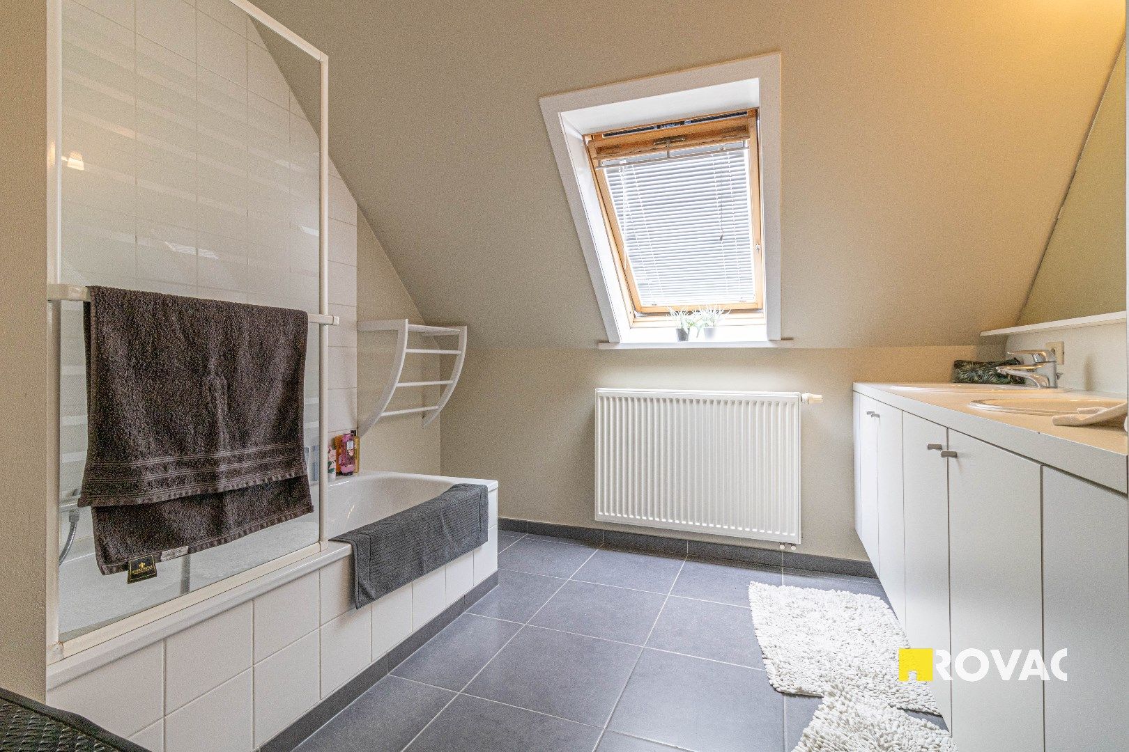 Ruim duplexappartement (130 m²) op de 1e en 2e verdieping met 2 terrassen en garage foto 21