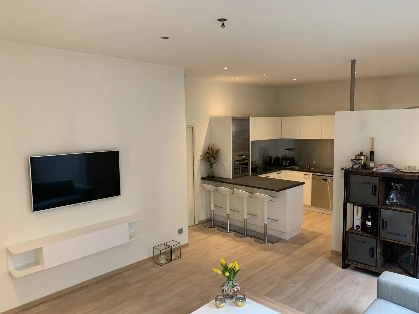 Hedendaags, gelijkvloers appartement in het centrum van Maaseik!  foto 8