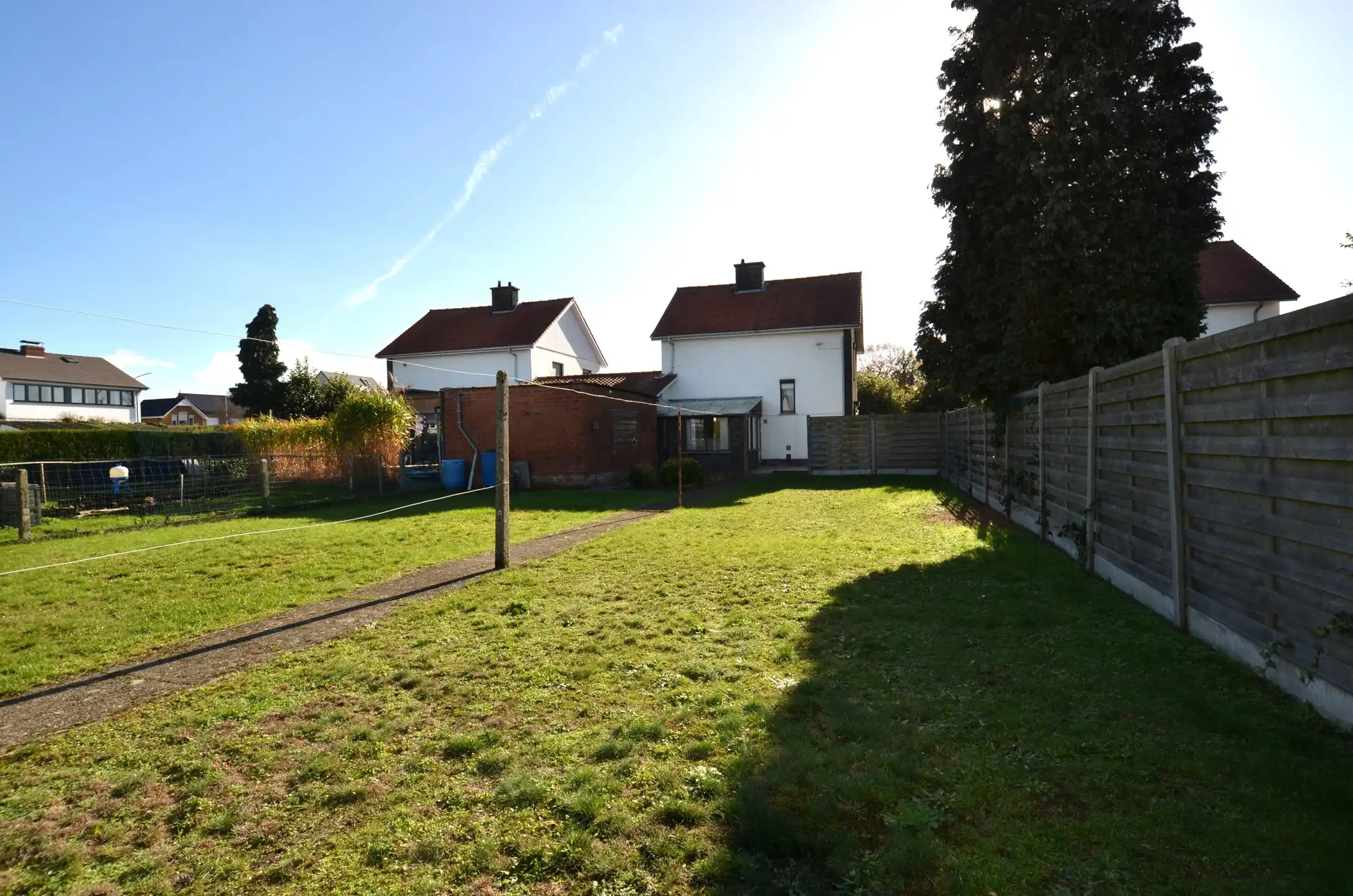 Te renoveren woning op rustige locatie foto 21